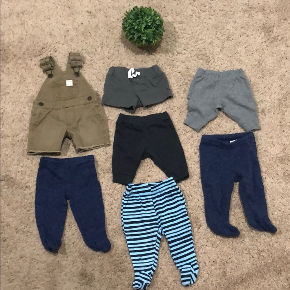 Mixed bundle of newborn baby boy bottoms💙